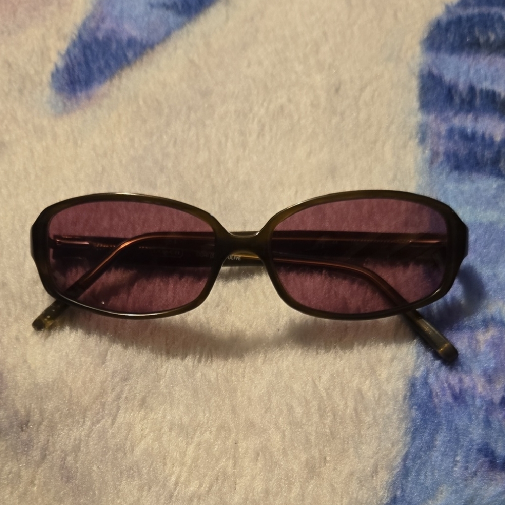 Coach Brown Vintage-Inspired Sunglasses with Rose-Tinted Lenses